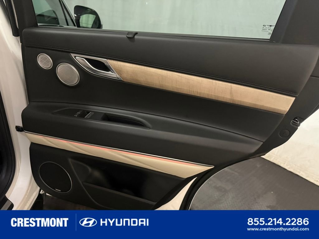 Used 2023 Genesis GV80 2.5T w/ Prestige Package image 30