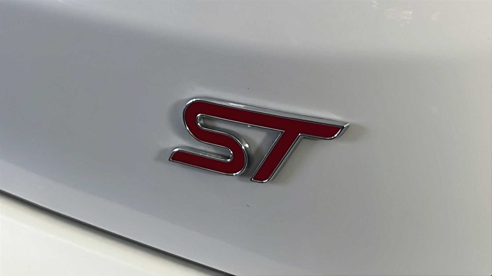 Used 2020 Ford Edge ST w/ Equipment Group 401A AWD/4WD image 48