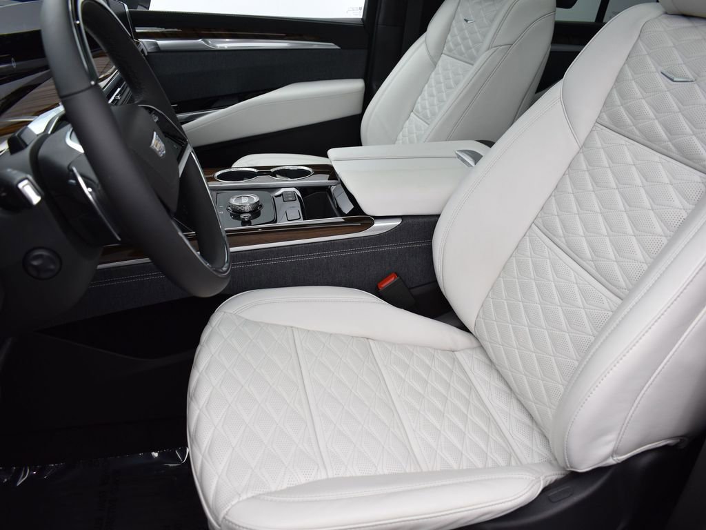 Certified 2026 Cadillac Escalade Platinum Sport w/ LPO, ONYX Package image 15