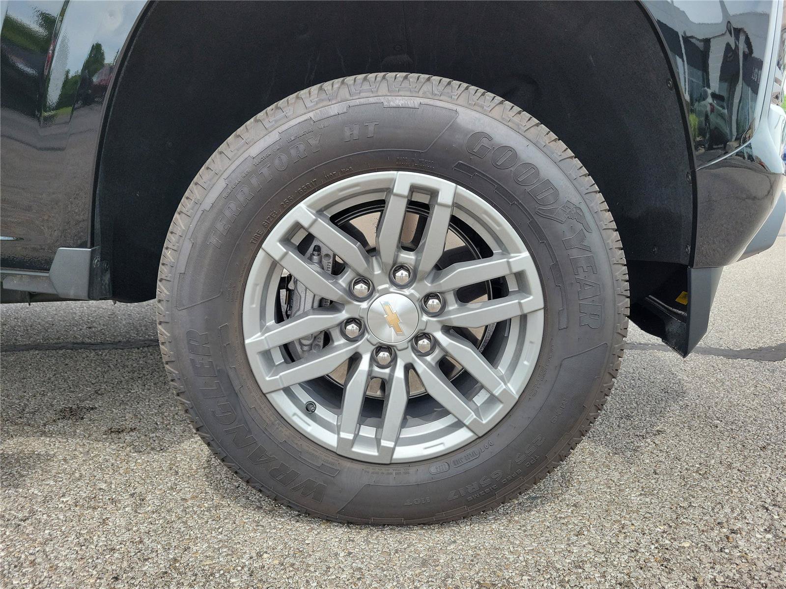 Used 2024 Chevrolet Colorado LT w/ LT Convenience Package III RWD image 5