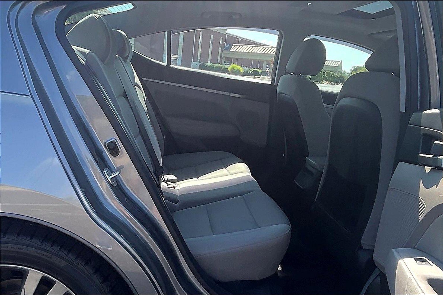 Used 2018 Hyundai Elantra Value Edition image 18