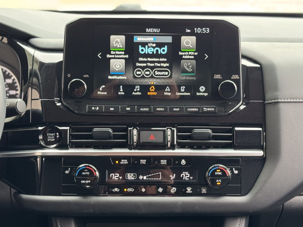 Used 2025 Nissan Pathfinder SL FWD image 17