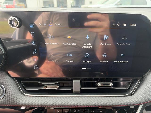 New 2027 Chevrolet Equinox RS w/ Safety and Technology Package FWD image 18