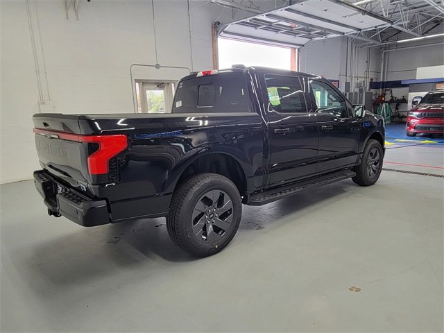 New 2025 Ford F150 Lightning Lariat image 5