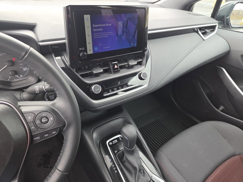 Used 2025 Toyota Corolla SE image 31