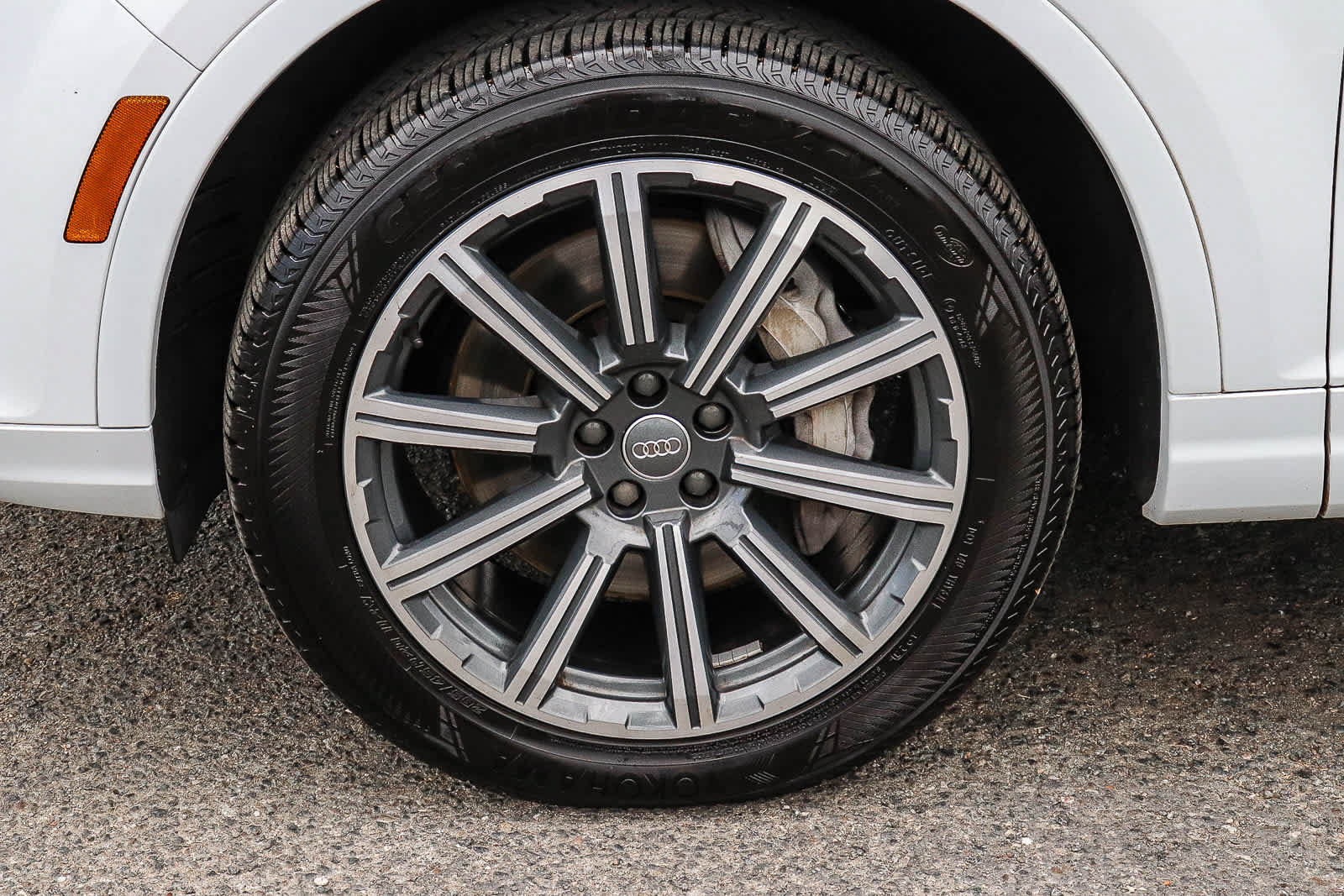Used 2017 Audi Q7 3.0T Premium Plus AWD/4WD image 14
