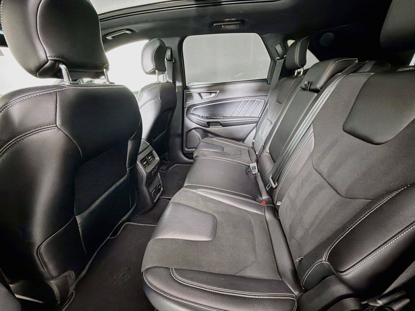 Used 2019 Ford Edge ST w/ Equipment Group 401A AWD/4WD image 25