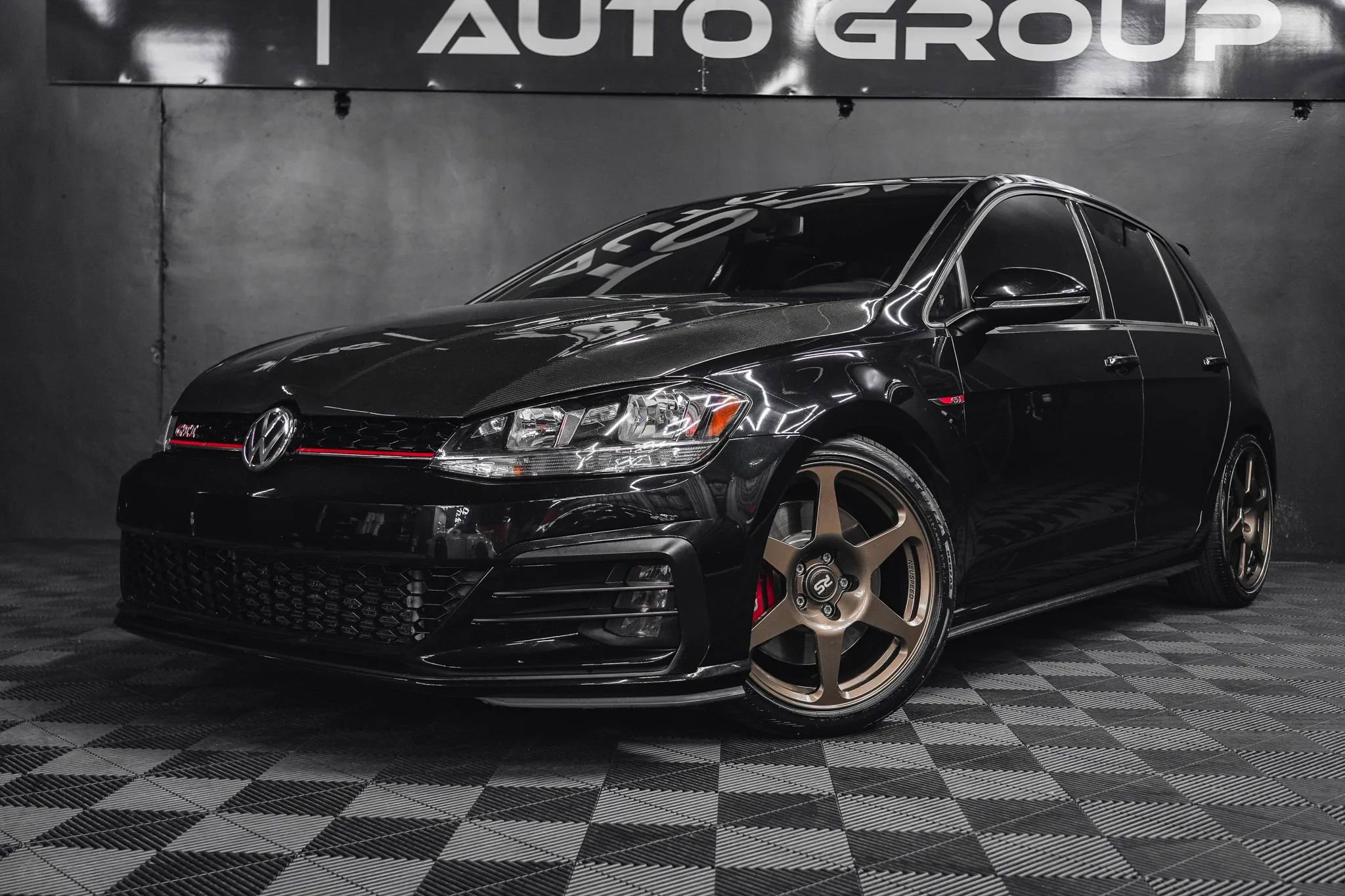 Used 2020 Volkswagen GTI S FWD image 2