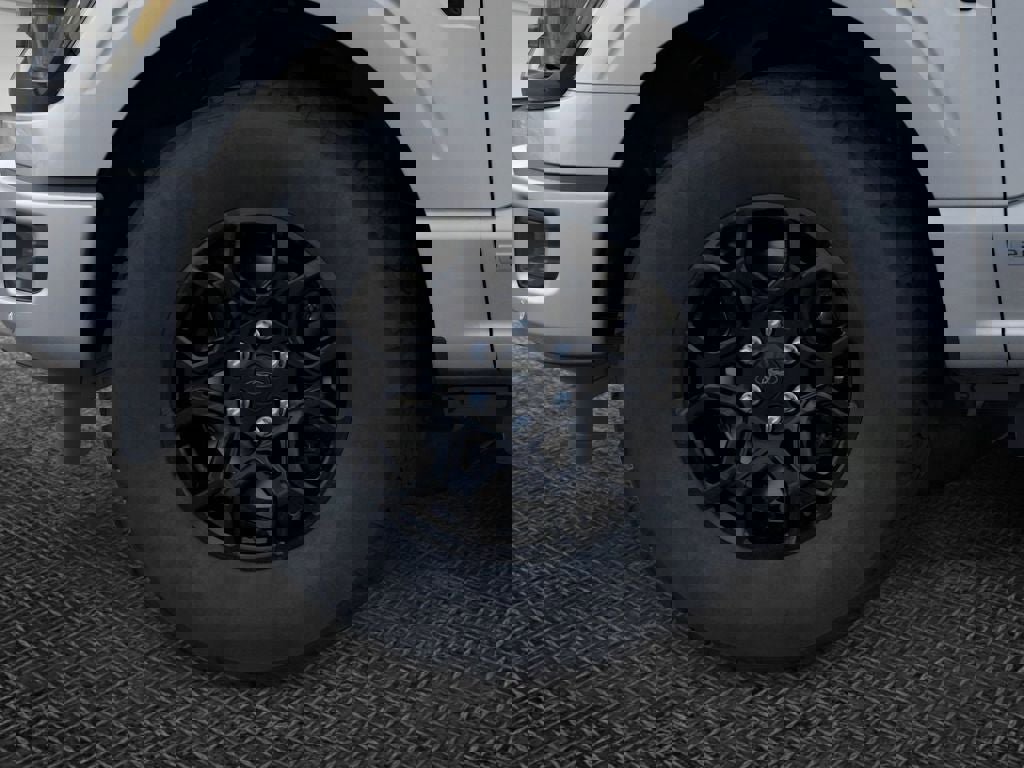 New 2025 Ford F150 XLT w/ Equipment Group 302A MID image 19