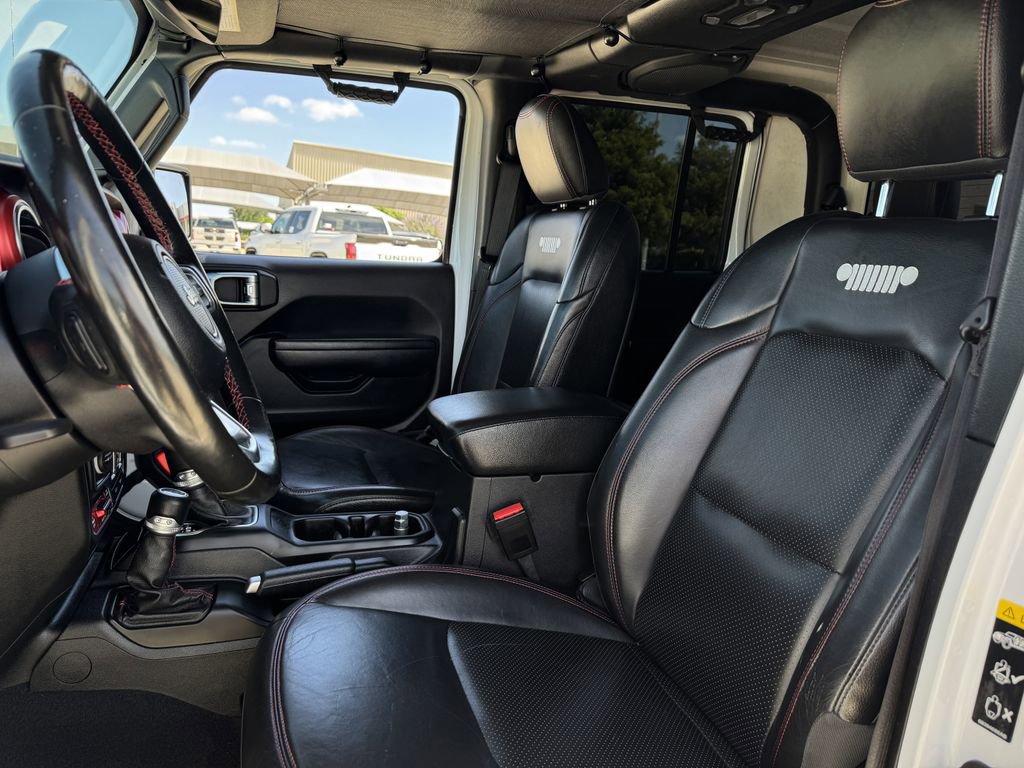 Used 2021 Jeep Gladiator Rubicon AWD/4WD image 24