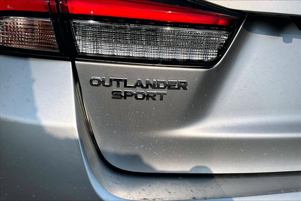New 2027 Mitsubishi Outlander Sport SE AWD/4WD image 12