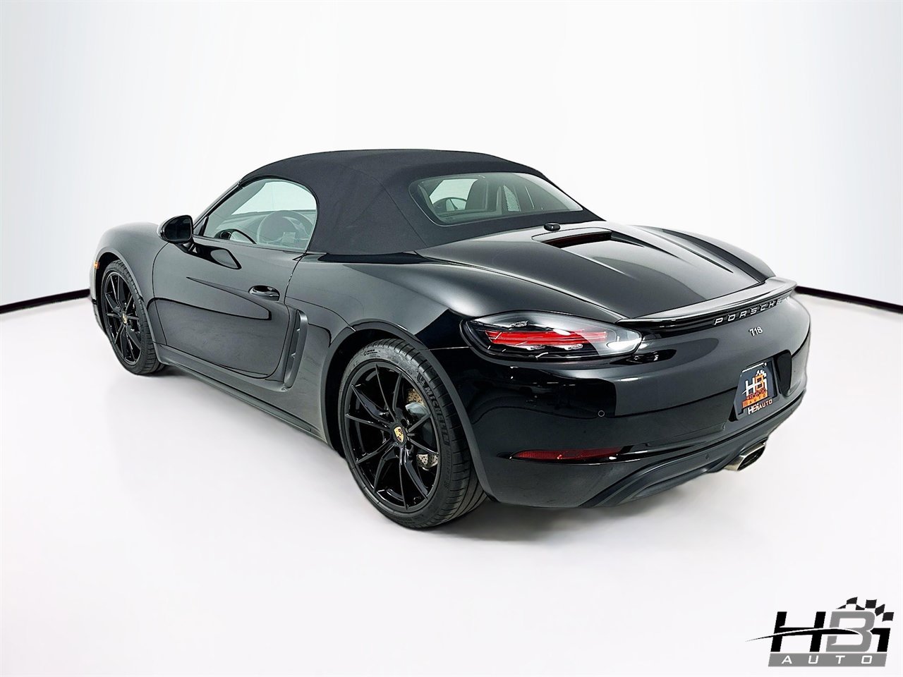 Used 2024 Porsche 718 Boxster w/ Premium Package RWD image 7