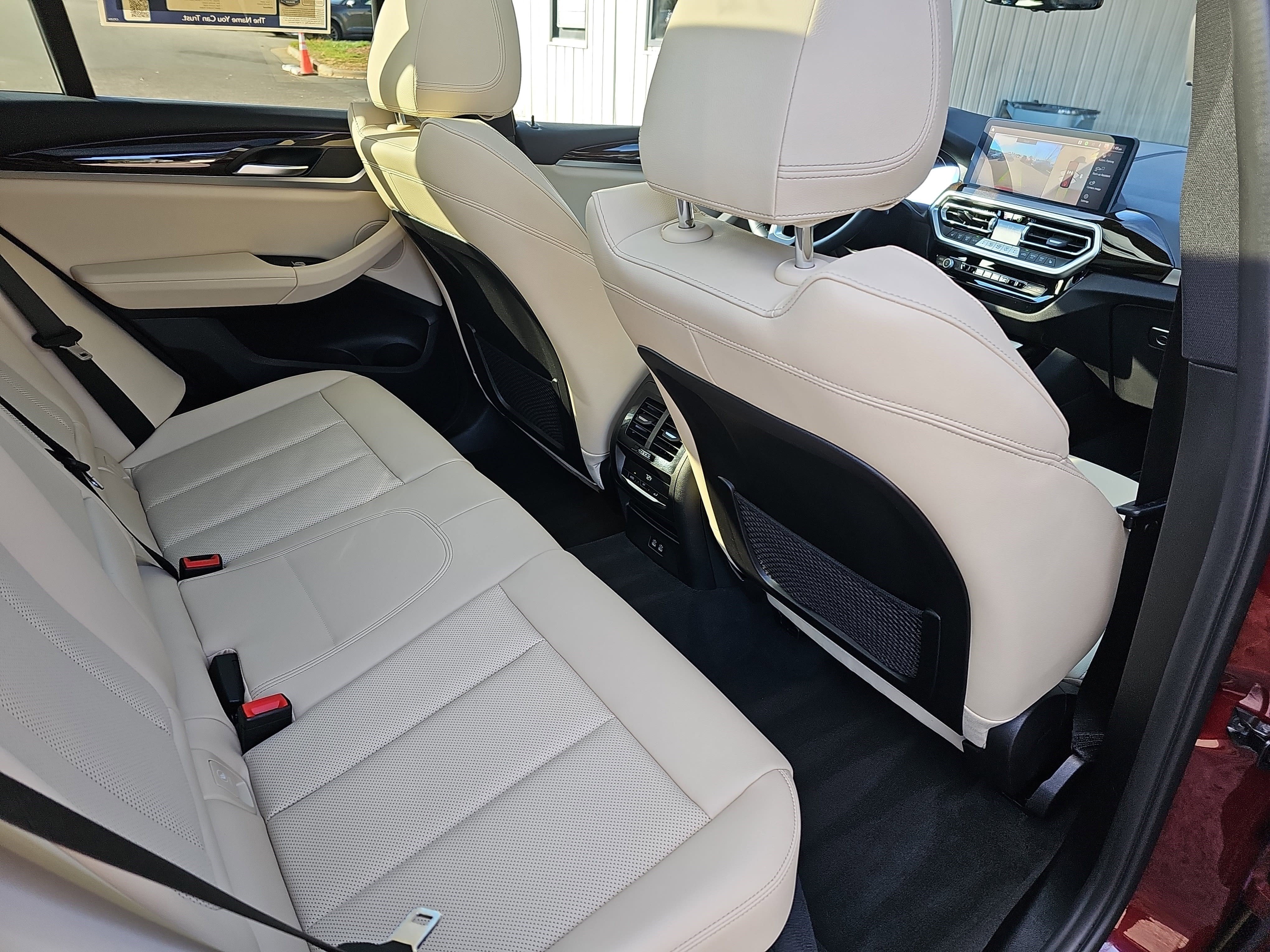 Certified 2023 BMW X3 xDrive30i w/ Premium Package image 11