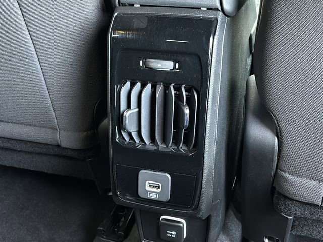 Used 2024 Jeep Compass Sport image 37