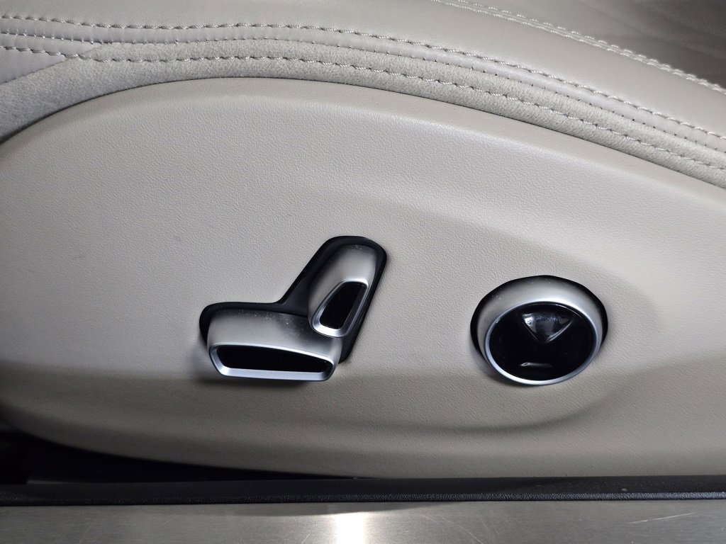 Used 2024 Maserati GranTurismo Modena image 31