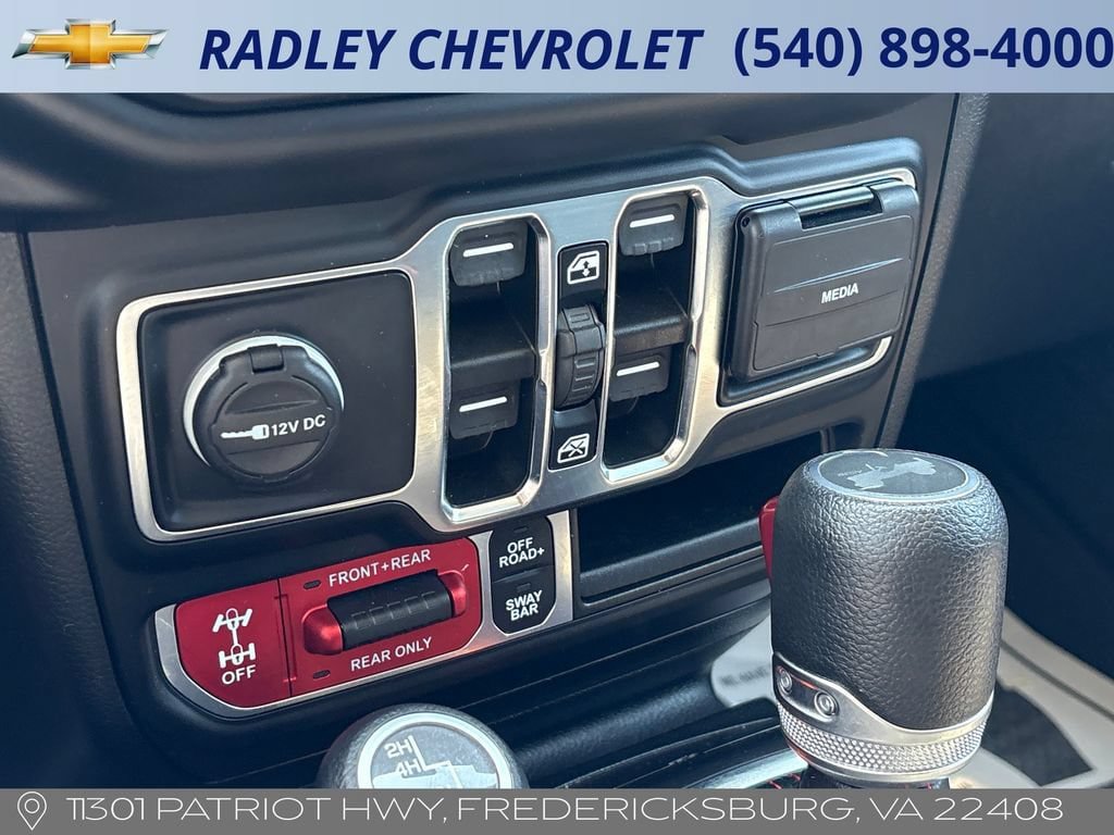 Used 2021 Jeep Wrangler Unlimited Rubicon w/ LED Lighting Group AWD/4WD image 11