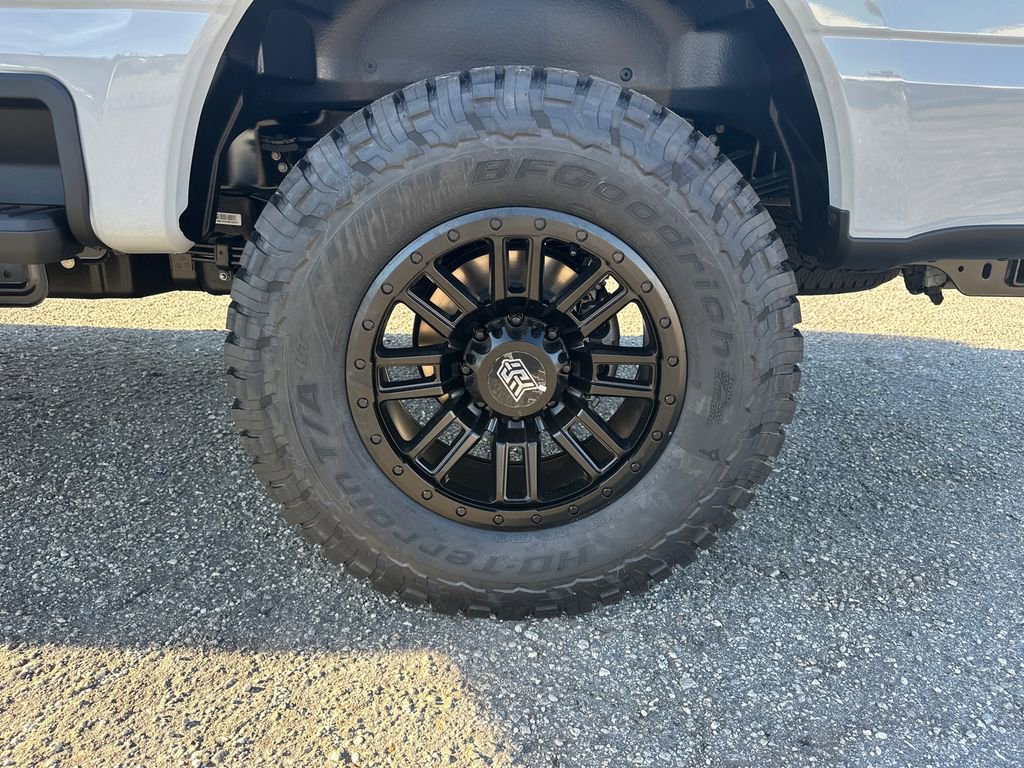 New 2026 Ford F250 Lariat w/ Black Appearance Package image 21