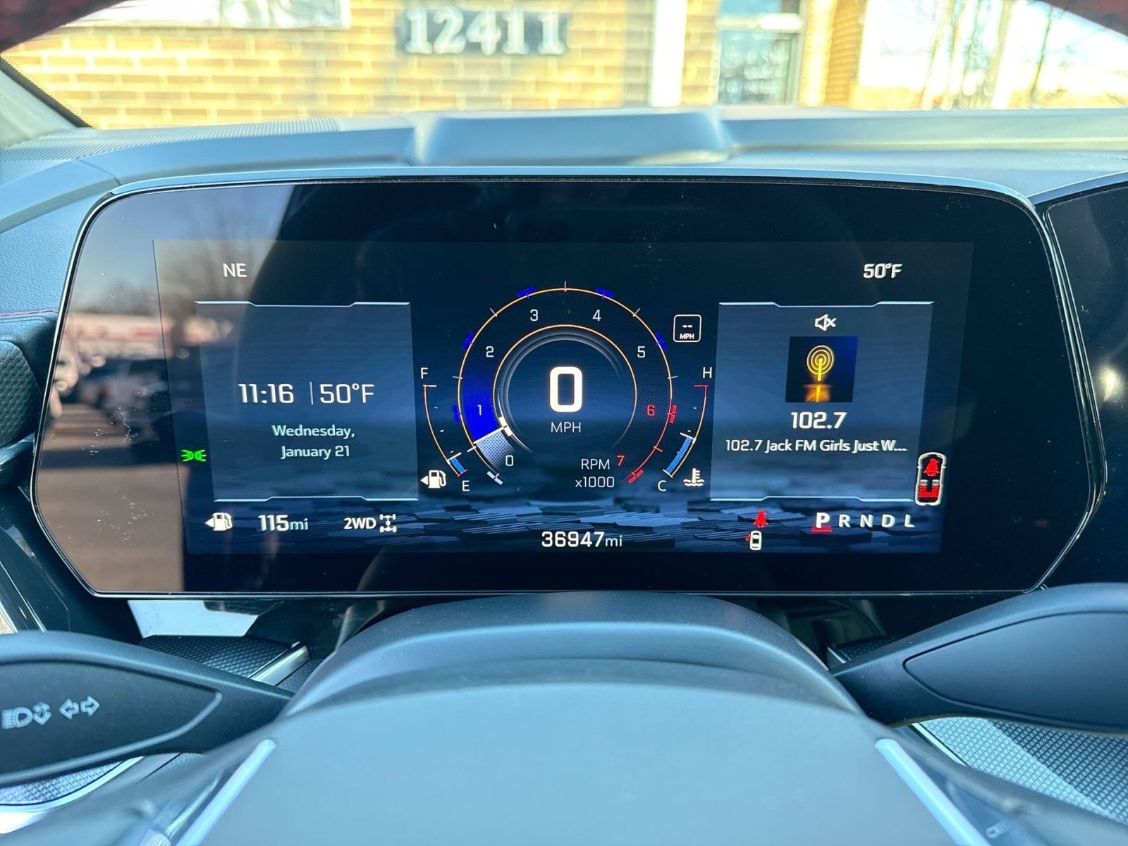 Used 2025 Chevrolet Suburban RST w/ RST Capability Package image 17