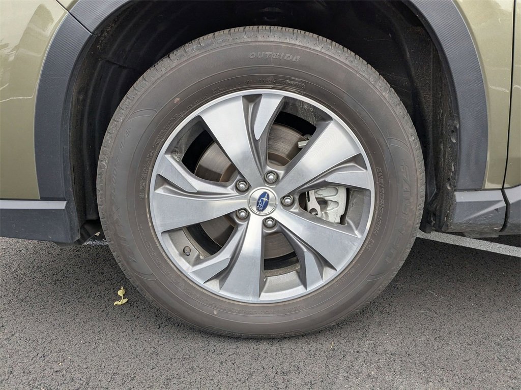 Used 2025 Subaru Ascent Premium image 11