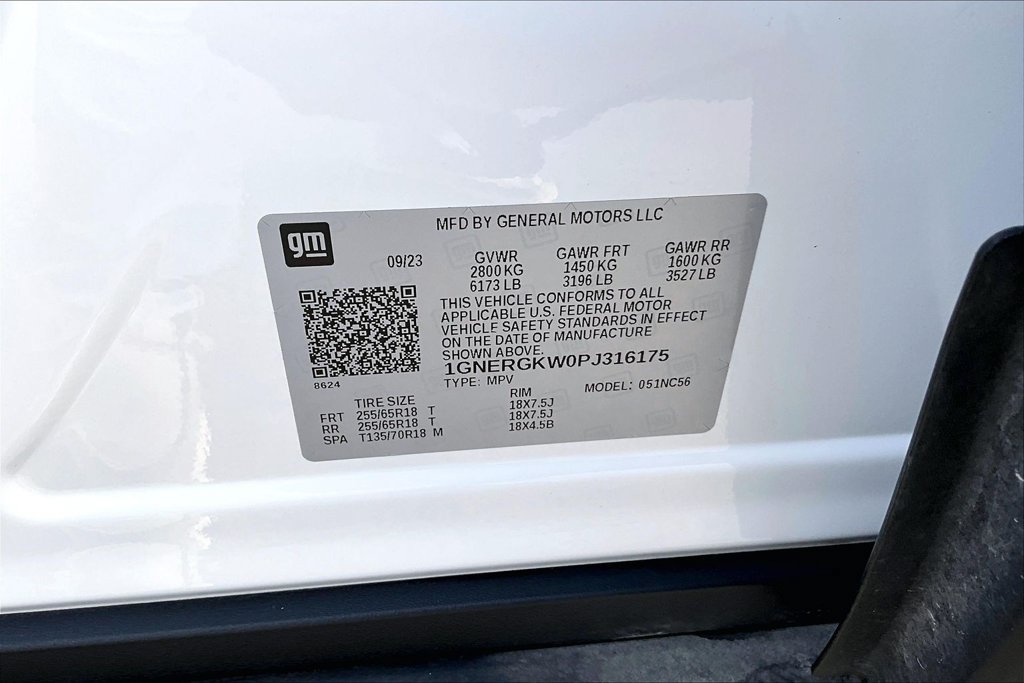 Used 2023 Chevrolet Traverse LT FWD image 18