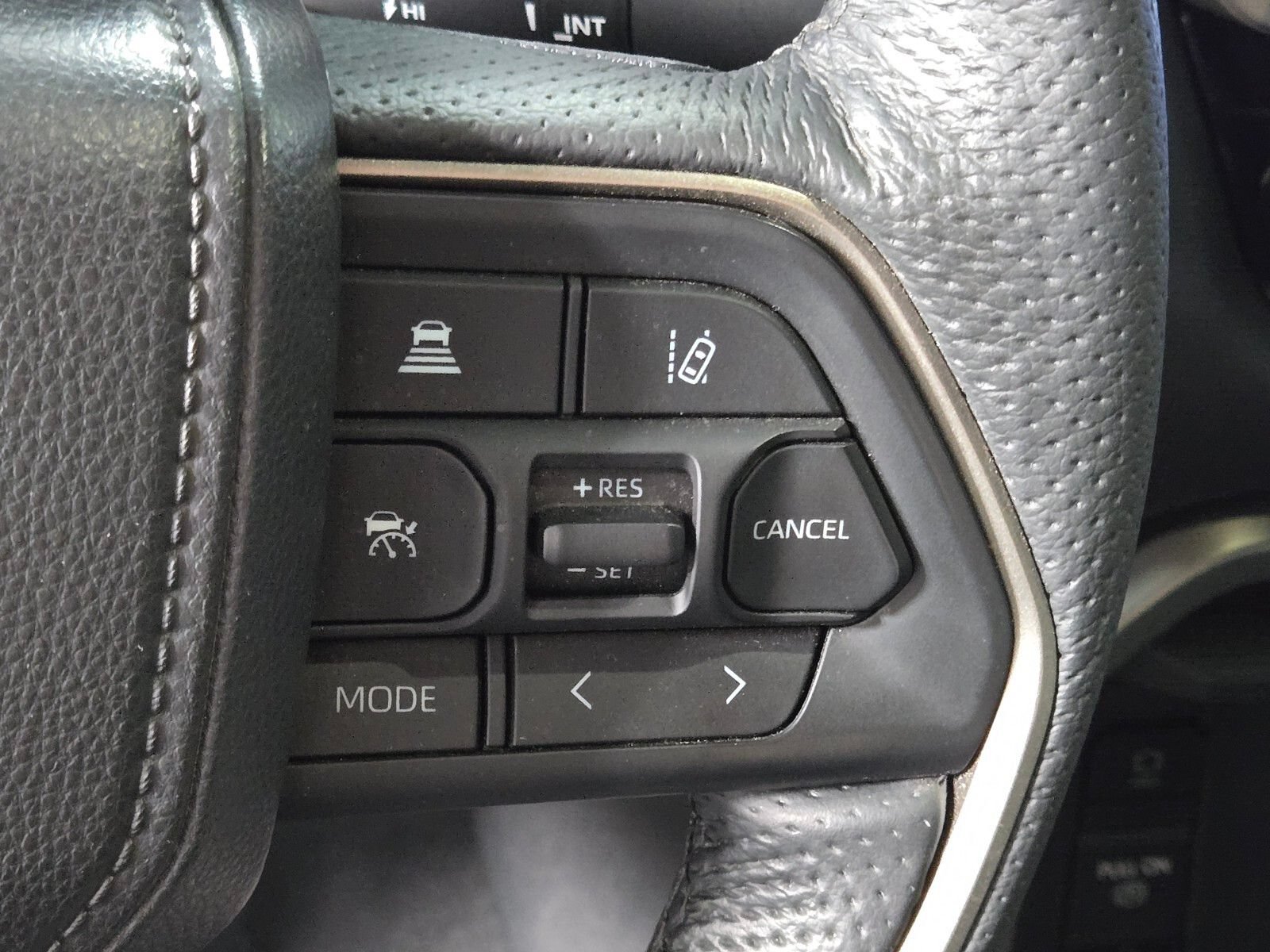 Used 2025 Toyota Tundra Limited w/ TRD Off-Road Package AWD/4WD image 25