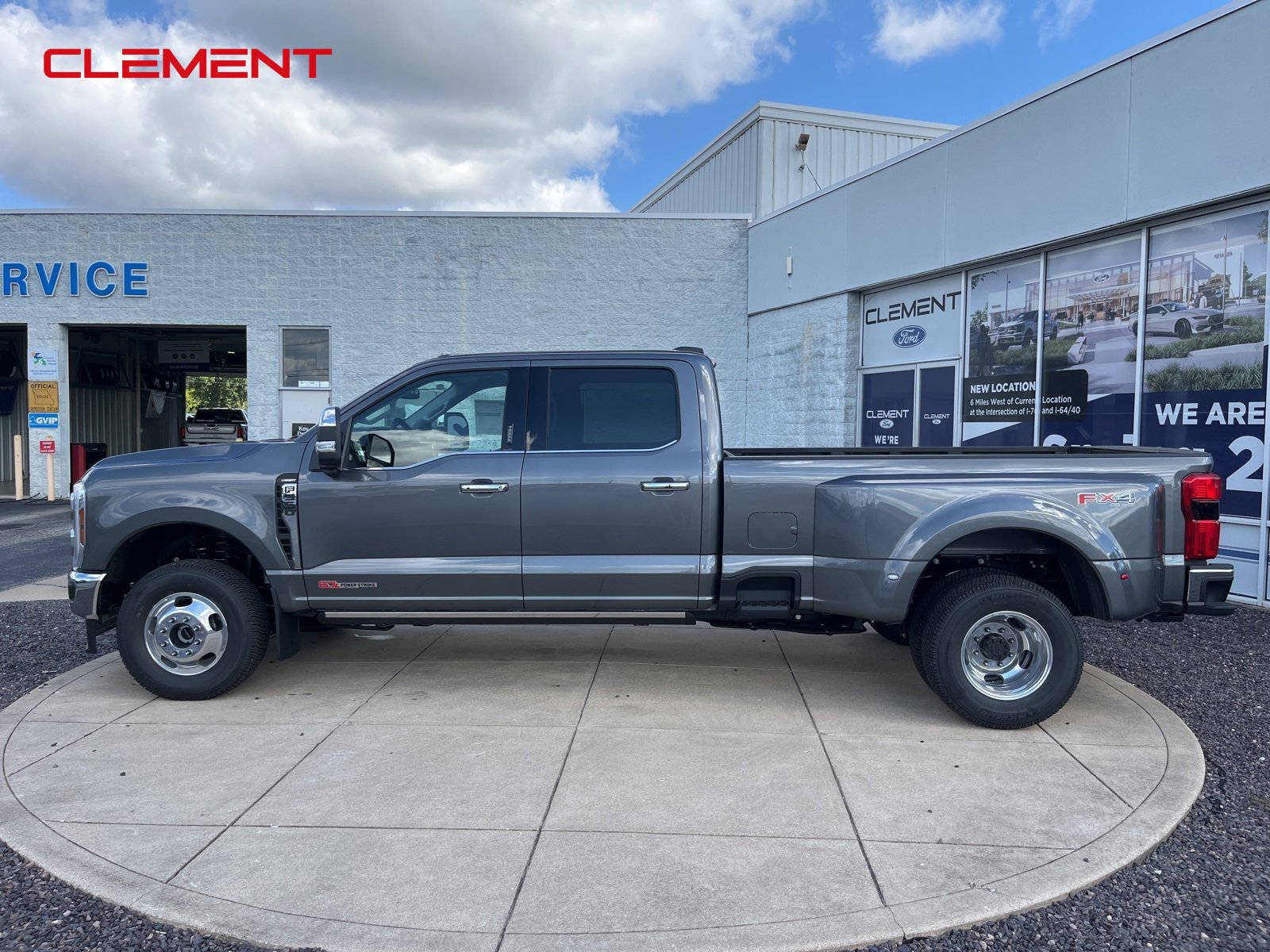 New 2026 Ford F350 Lariat image 26