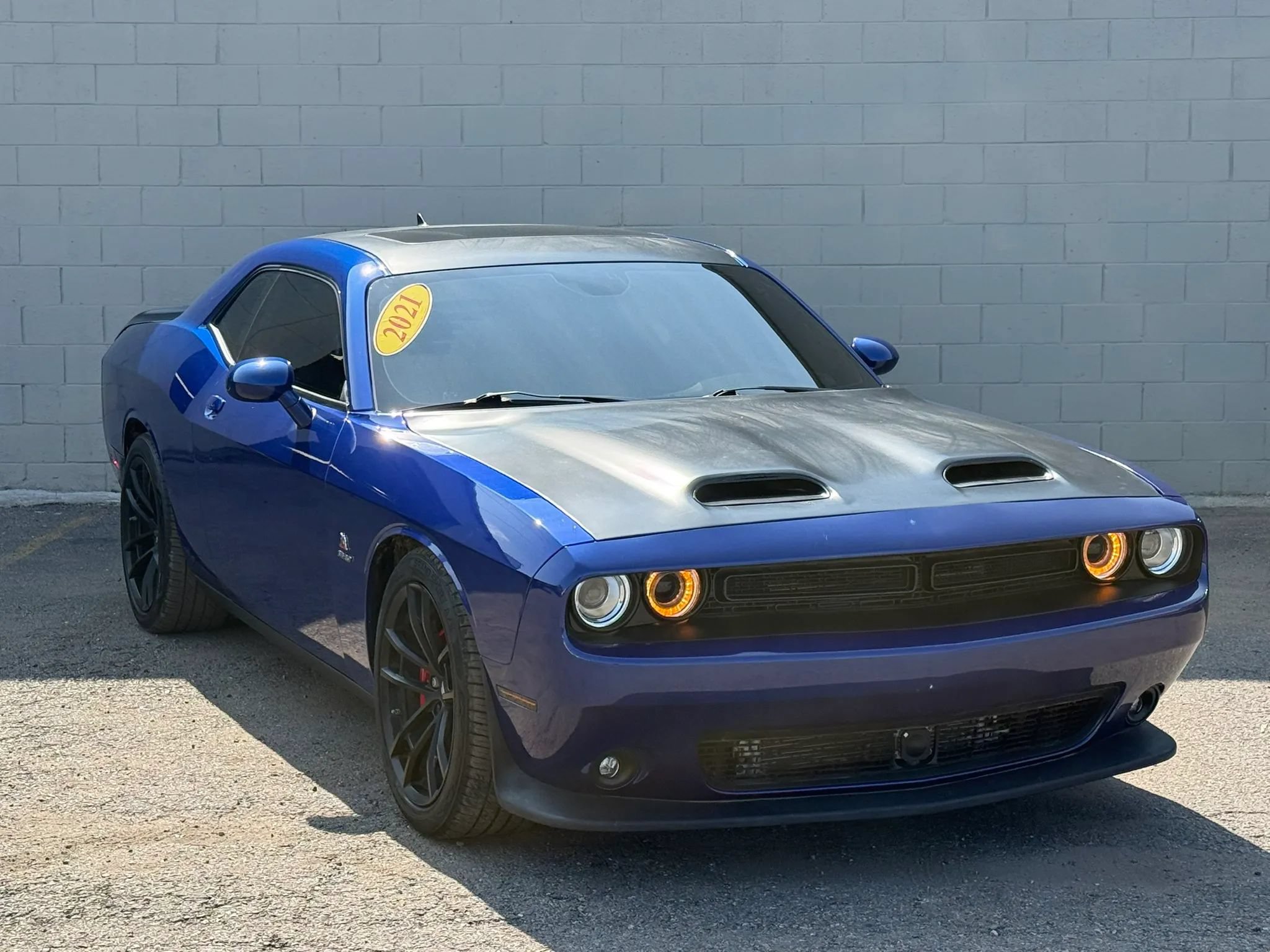 Used 2021 Dodge Challenger R/T Scat Pack RWD image 15