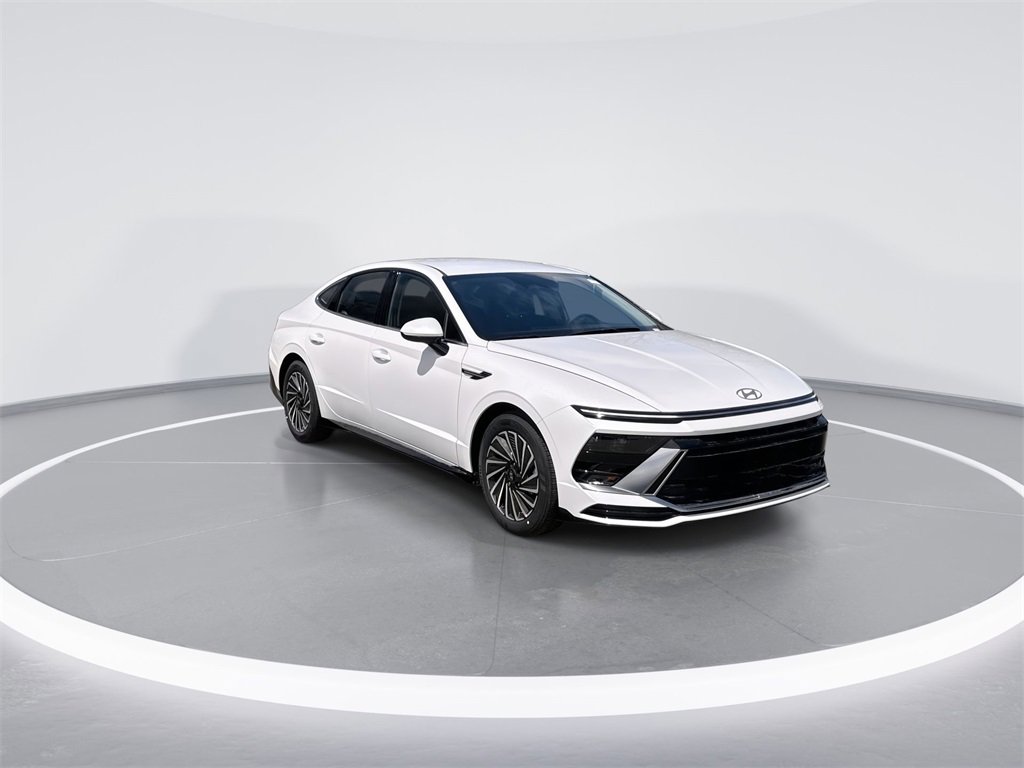 Used 2025 Hyundai Sonata SEL image 2