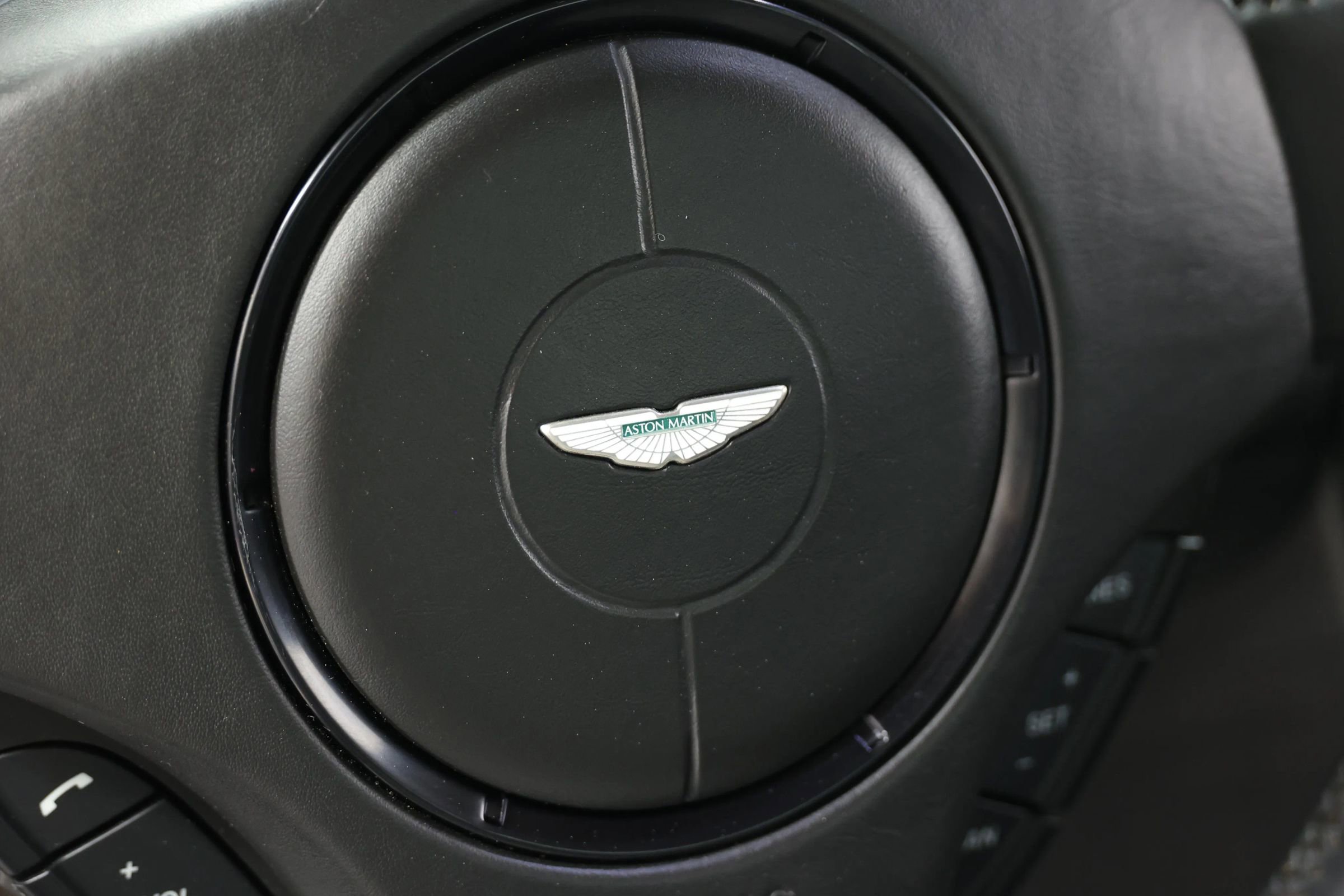 Used 2016 Aston Martin V8 Vantage S image 19