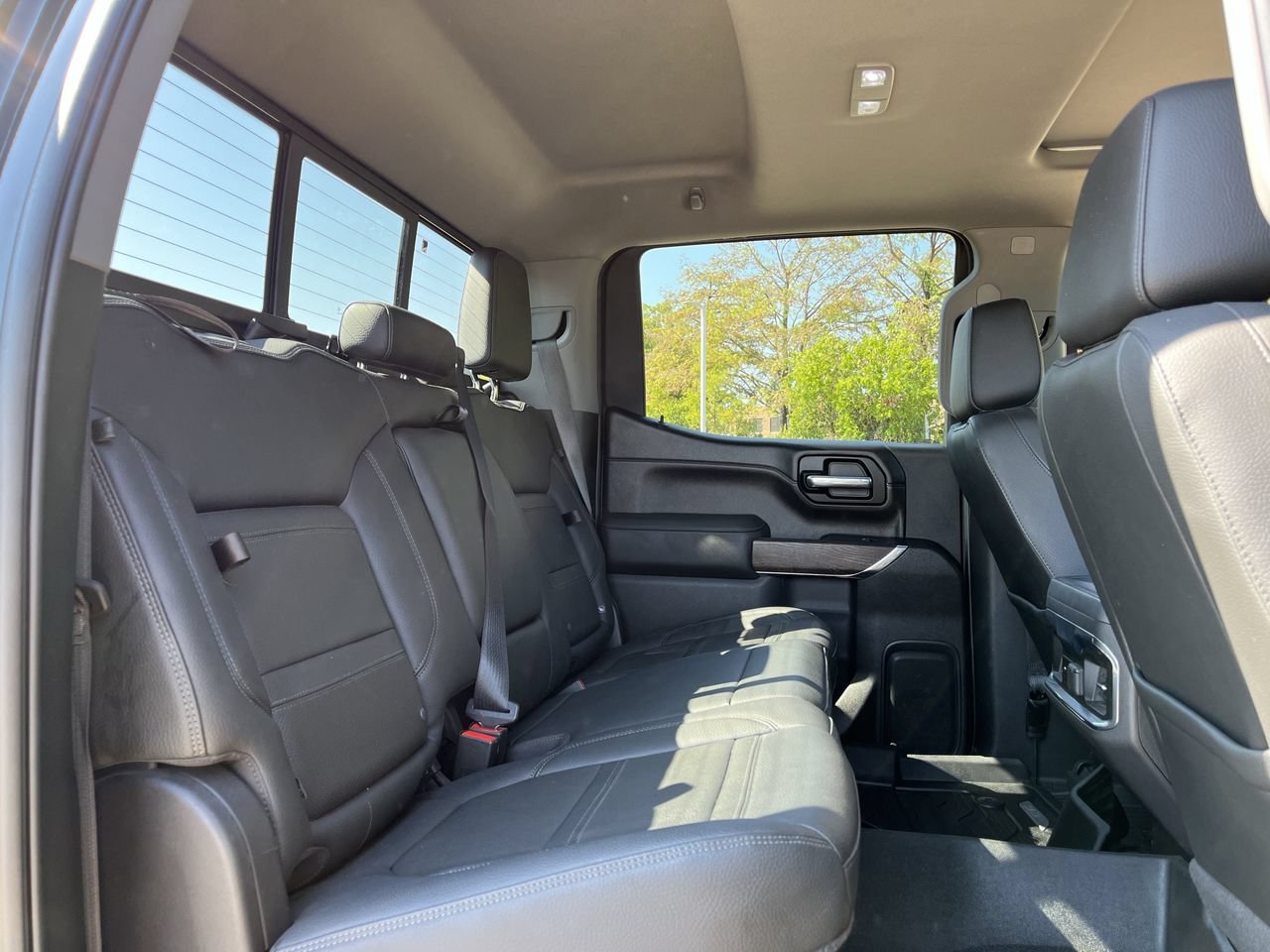 Used 2022 GMC Sierra 1500 Denali w/ Denali Premium Package AWD/4WD image 28
