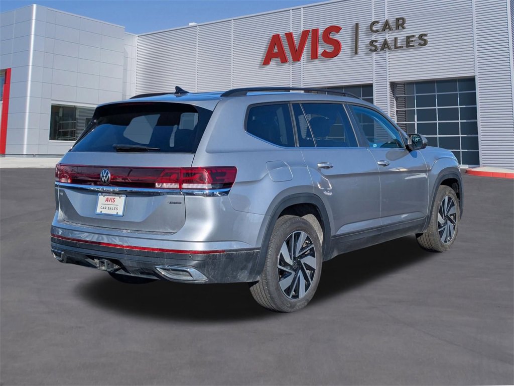 Used 2025 Volkswagen Atlas SE image 6