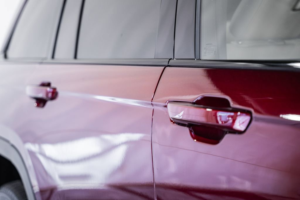 New 2025 Jeep Grand Cherokee Limited w/ Luxury Tech Group II image 17