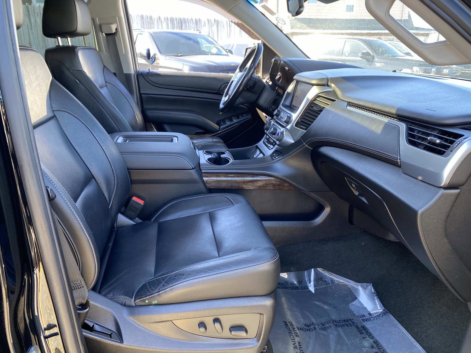 Used 2018 Chevrolet Tahoe LT w/ Luxury Package image 25