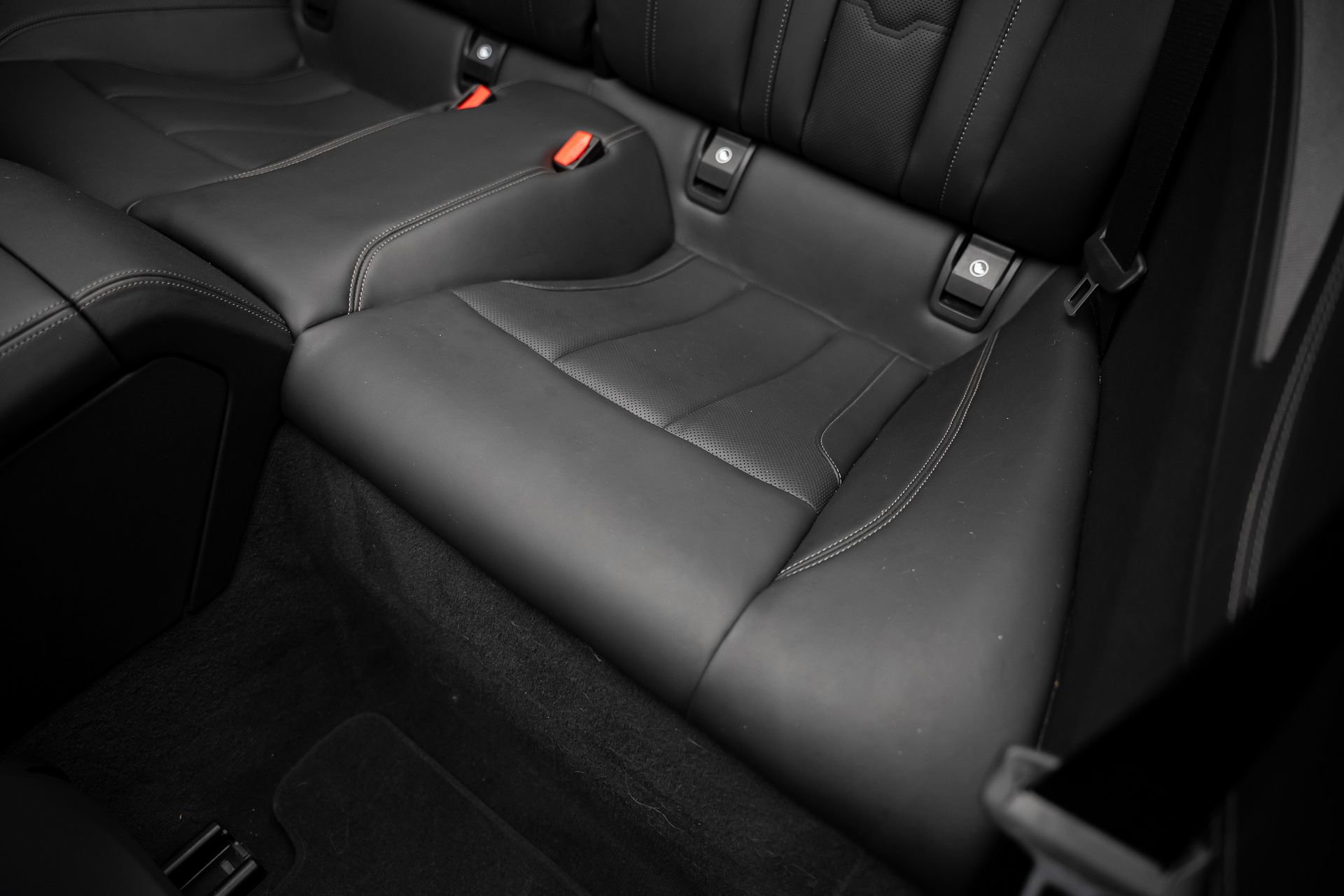 Used 2023 BMW M850i xDrive Convertible w/ M Sport Professional Package image 72