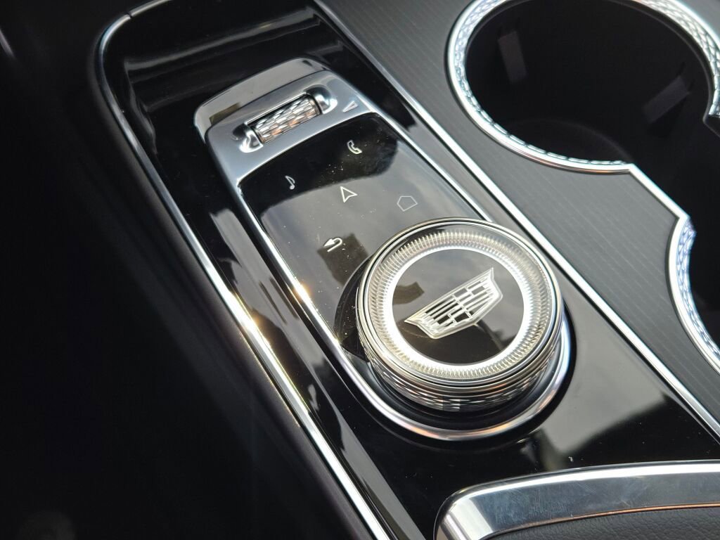 New 2026 Cadillac Lyriq Signature Sport image 30