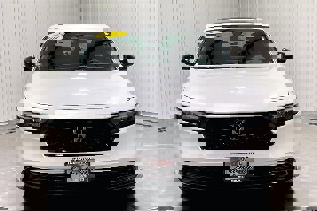 Used 2024 Honda Accord Sport image 2