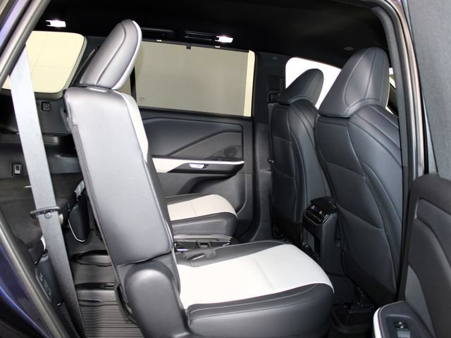 Used 2025 Lexus TX 500h AWD w/ Technology Package image 29