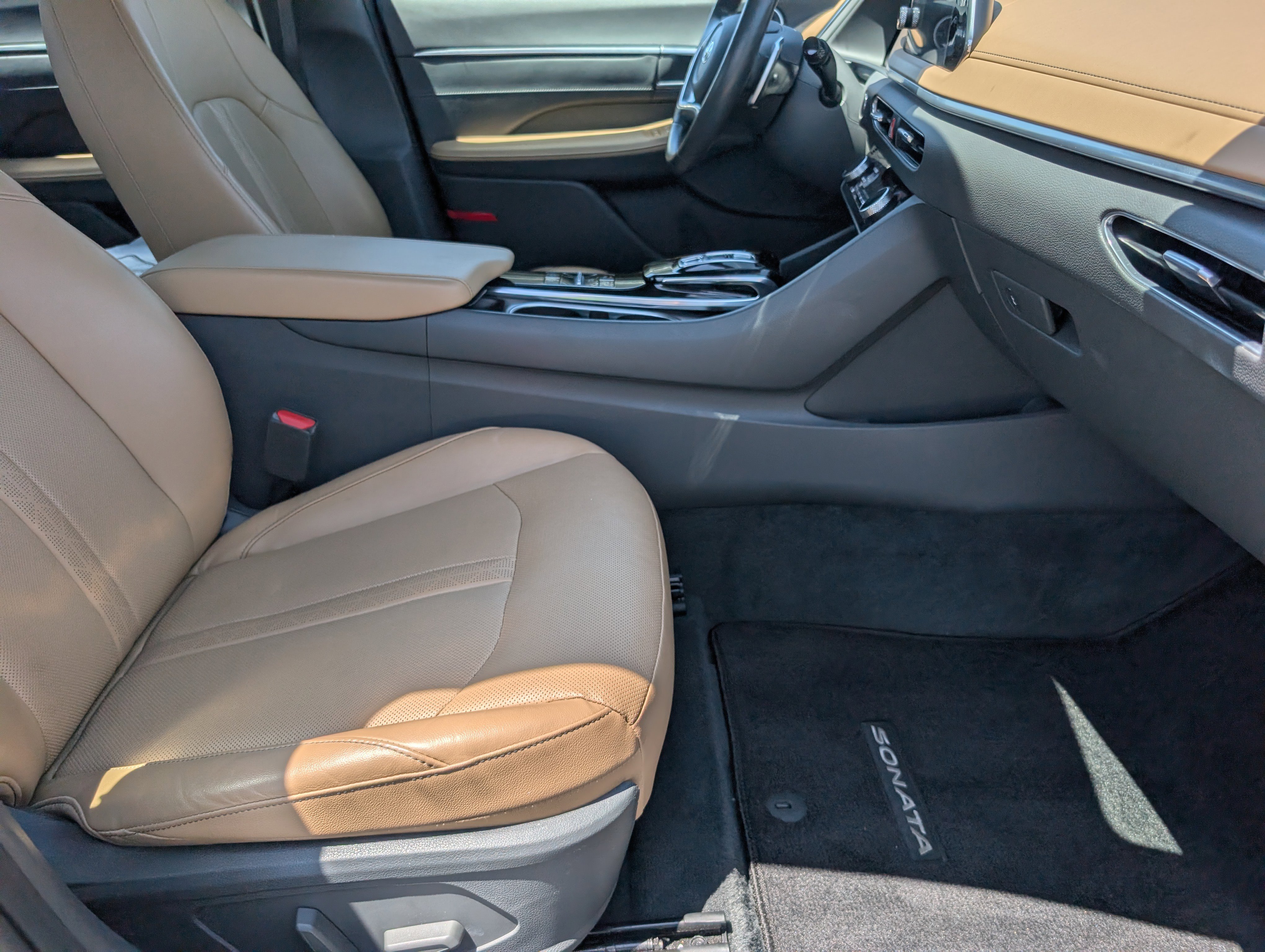 Used 2021 Hyundai Sonata Limited image 29