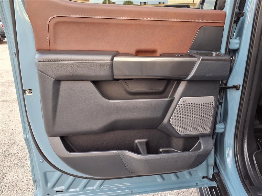 Used 2023 Ford F150 Lariat w/ Equipment Group 502A High image 22