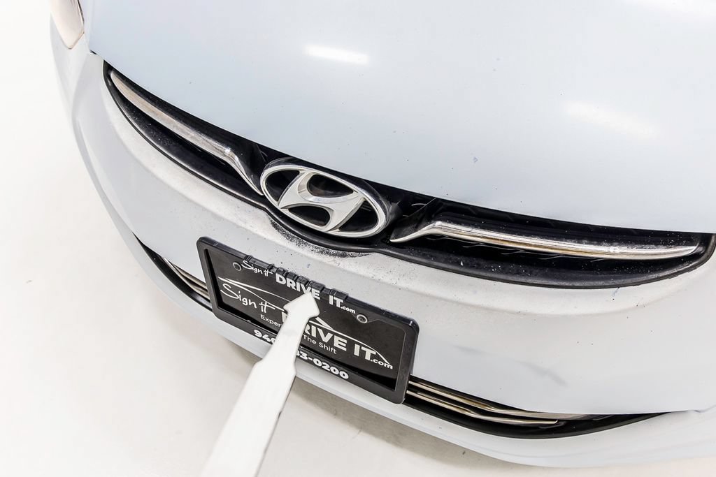 Used 2012 Hyundai Elantra Limited w/ Technology Pkg 5 FWD image 38