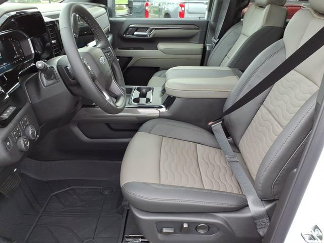 New 2026 Chevrolet Silverado 2500 ZR2 w/ LPO, Dark Essentials Package AWD/4WD image 6