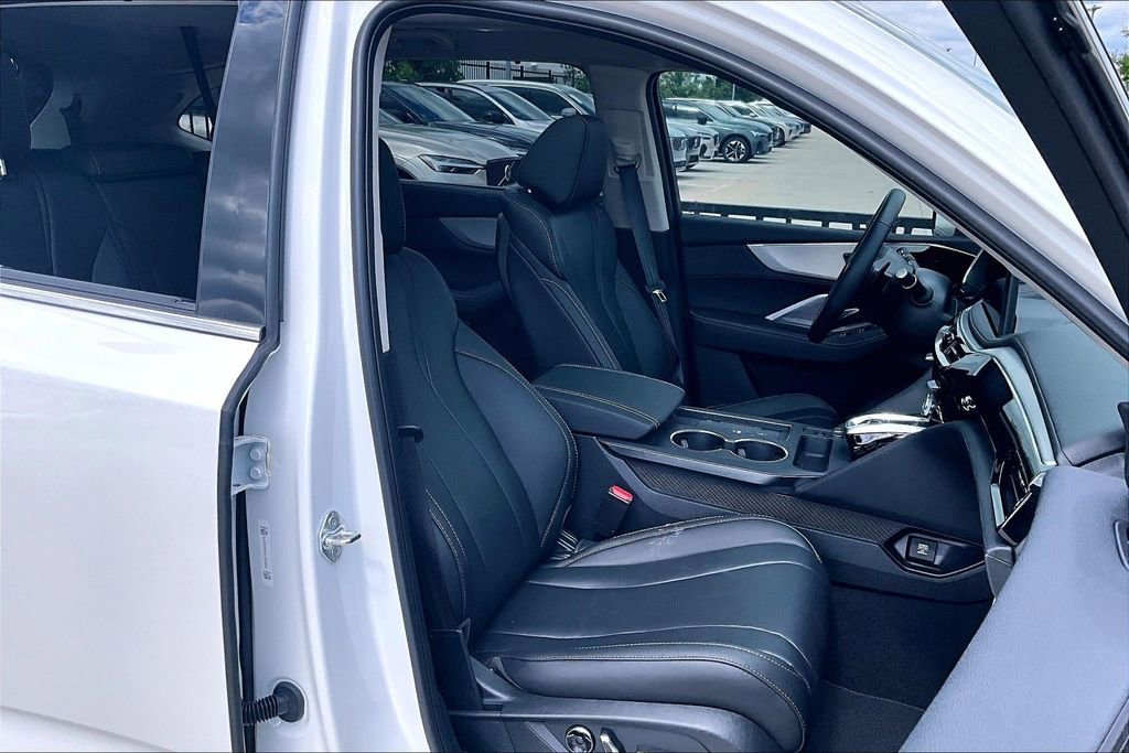 Used 2026 Acura MDX FWD w/ Technology Package image 10
