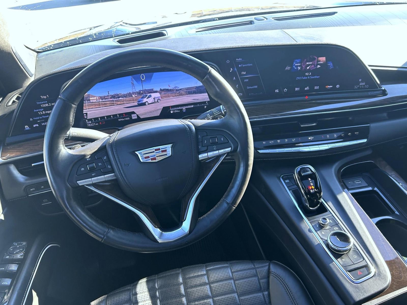 Used 2022 Cadillac Escalade Sport Platinum image 15