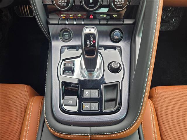 Used 2024 Jaguar F-TYPE R-Dynamic RWD image 12