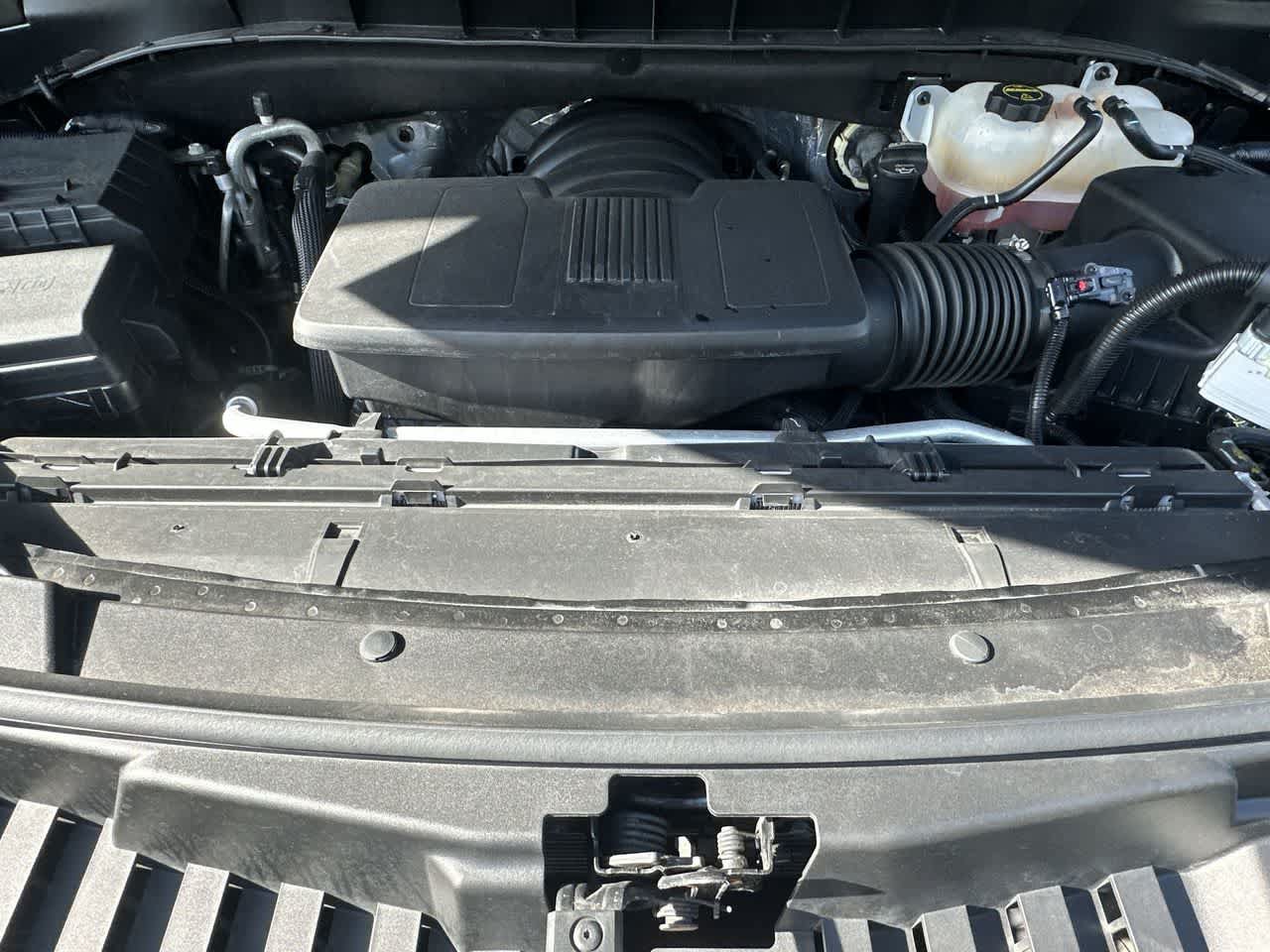 Used 2024 Chevrolet Suburban High Country AWD/4WD image 12