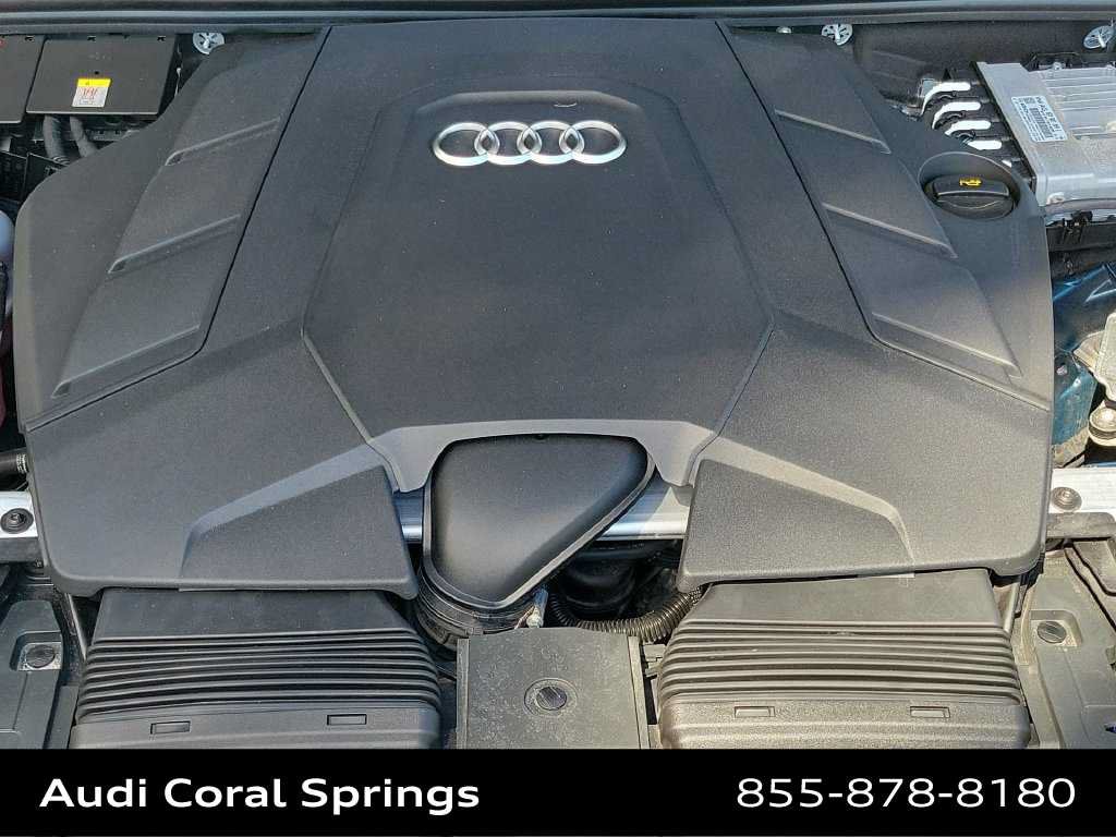 Certified 2022 Audi Q7 3.0T Premium Plus AWD/4WD image 17