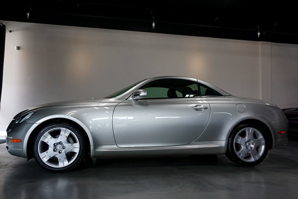 Used 2004 Lexus SC 430 Convertible RWD image 29