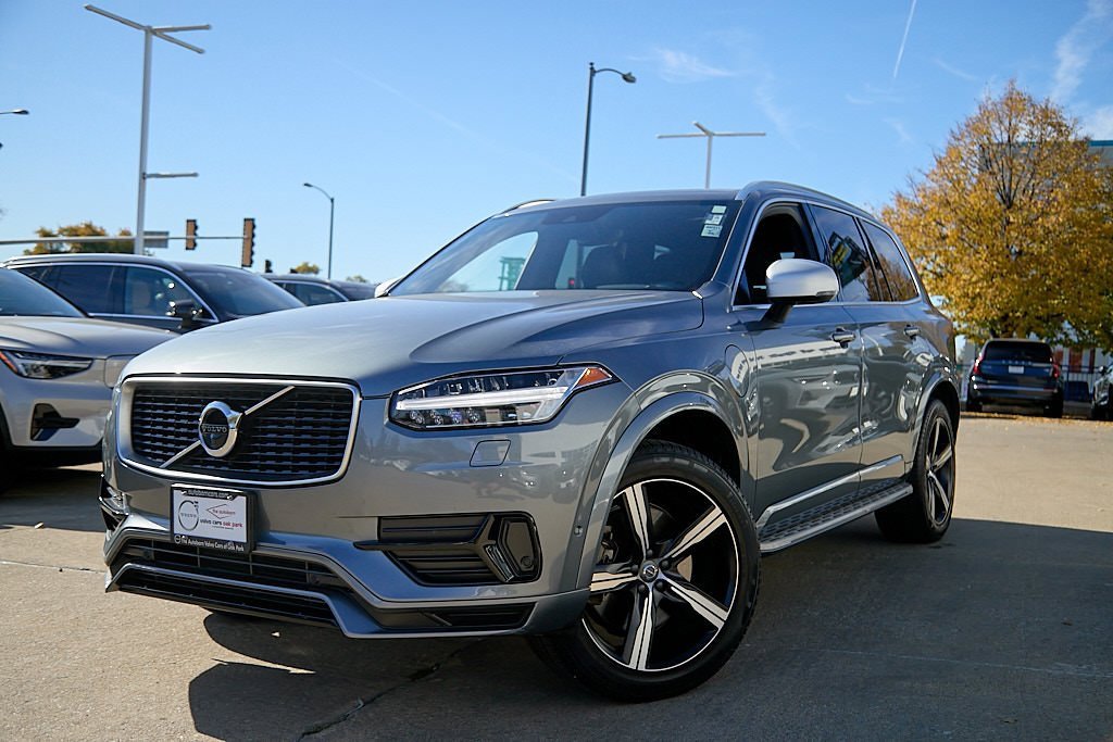 Used 2017 Volvo XC90 T8 R-Design w/ Vision Package
