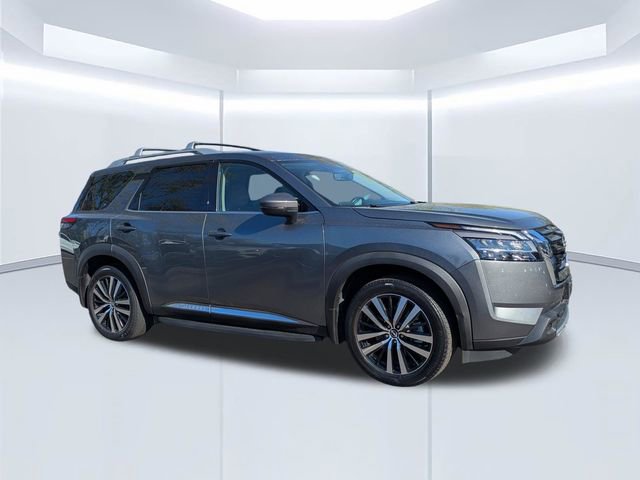 Used 2023 Nissan Pathfinder Platinum w/ Cargo Package
