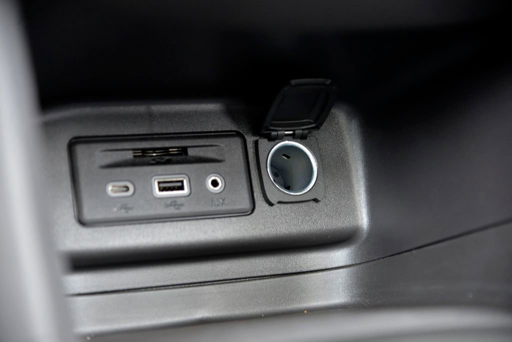 Used 2024 Chevrolet Equinox RS image 25